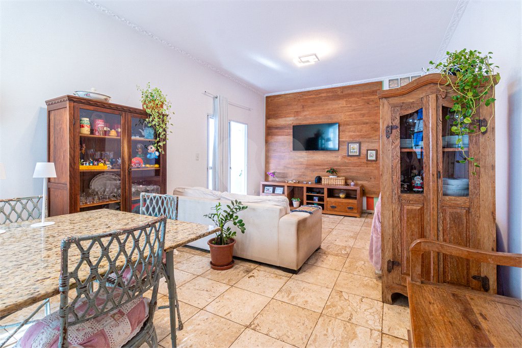 Casa à venda com 3 quartos, sendo 1 suíte,  em Chácara Monte Alegre, São Paulo, SP