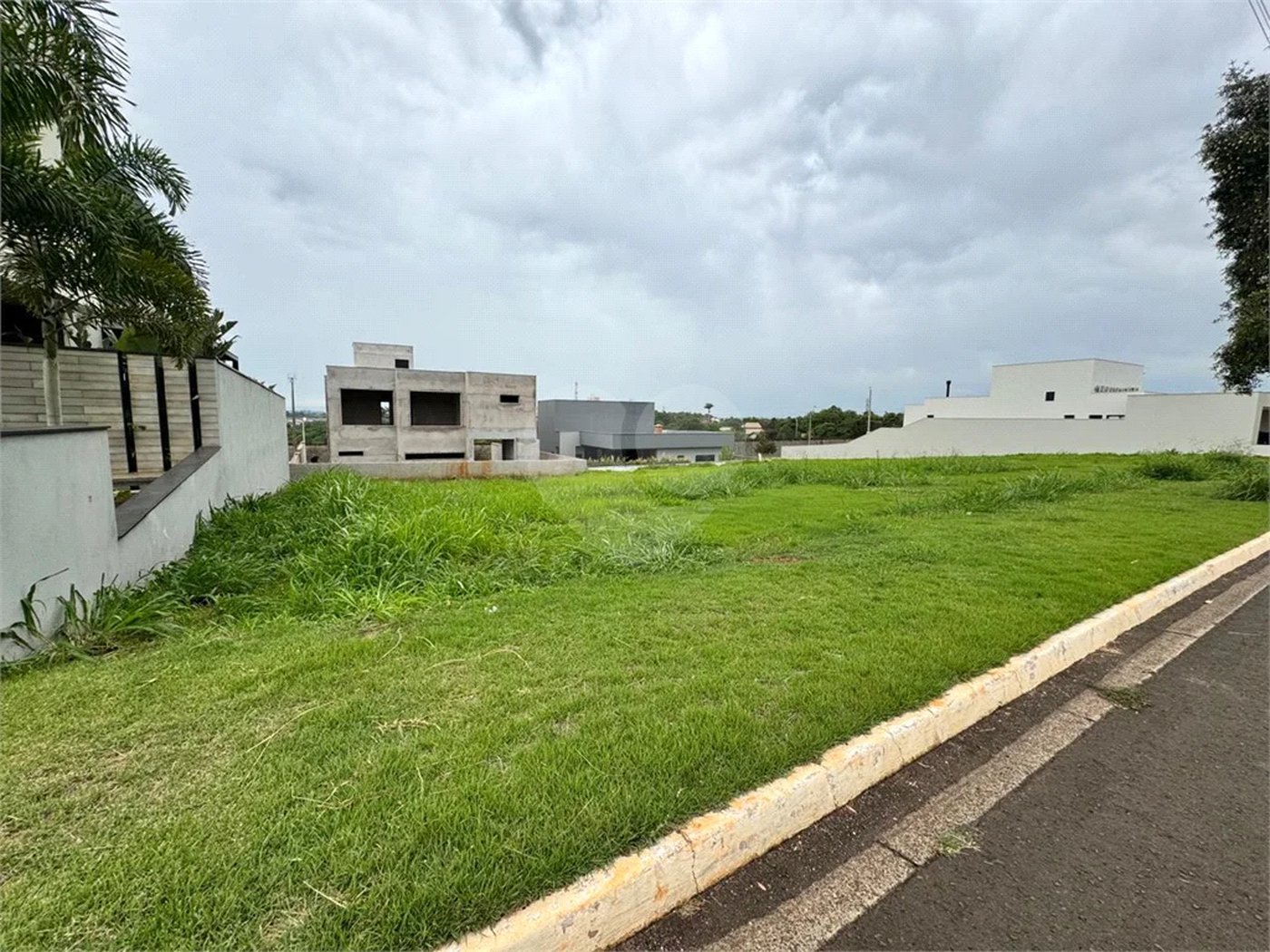 Terreno a venda no Condomínio Morada do Engenho, na cidade de Piracicaba - SP