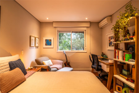 Apartamento Campo Belo à Venda 274 m² 4 Suítes 4 Vagas com Clima de Casa e Vista Verde