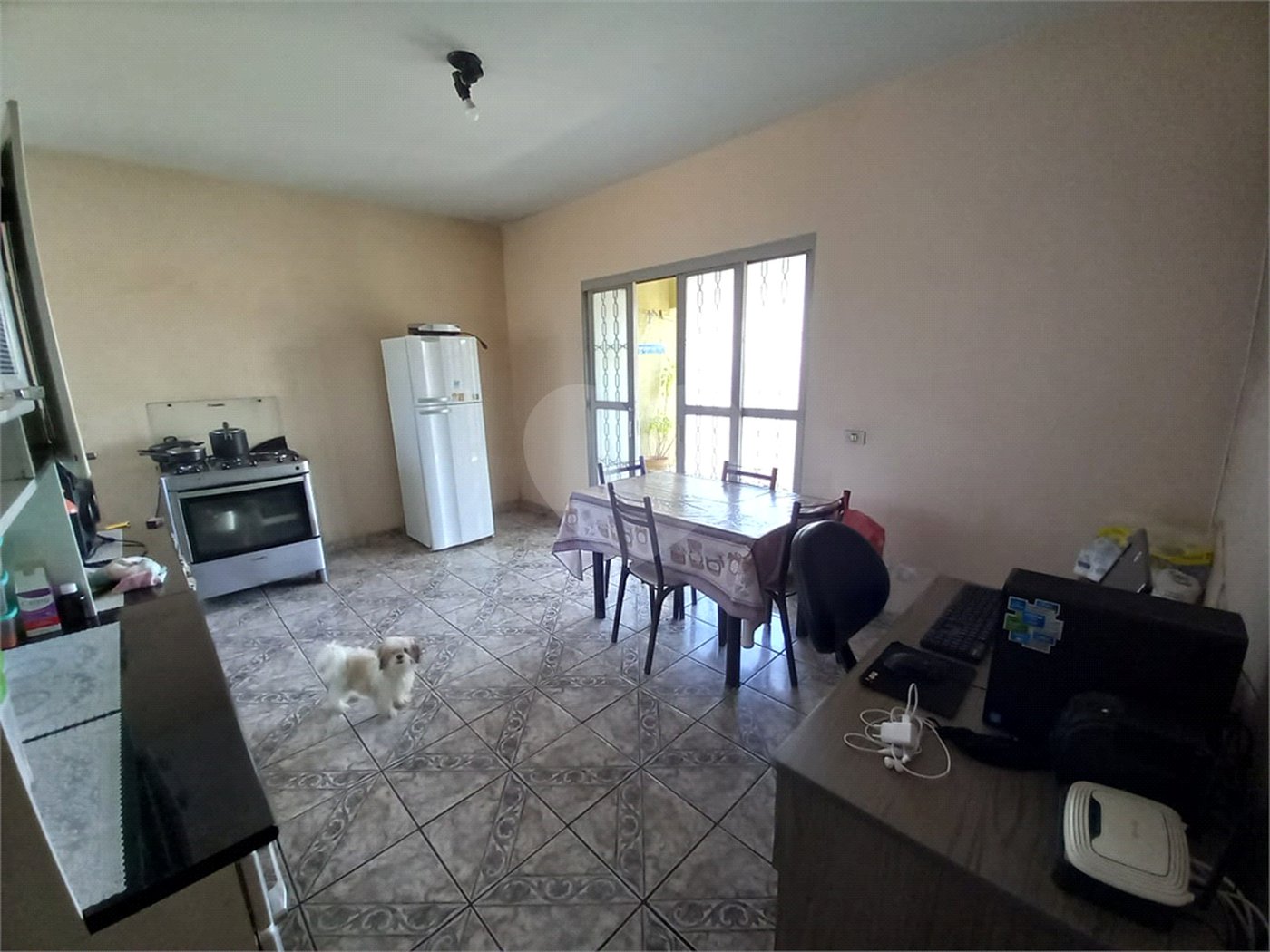 Sobrado com 3 dormitórios.