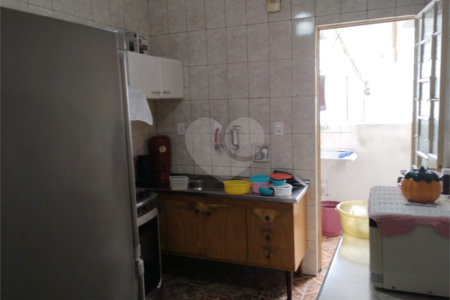 Apartamento 2 dormitórios sendo uma suíte próximo as estações Anhangabaú, Bela Vista e do metrô