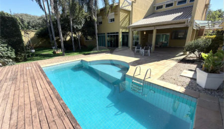 Casa à venda ou para alugar com 5 quartos, sendo 4 suítes,  em Nova Piracicaba, Piracicaba, SP