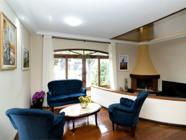 Casa à venda com 3 suítes em Vila Pereira Barreto, São Paulo, SP