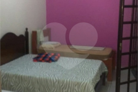 Casa para Venda em Piracaia
