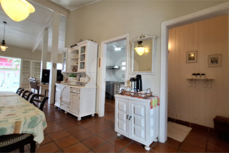Casa térrea á venda - Balneário