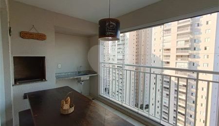 Apartamento à venda com 3 quartos, sendo 1 suíte,  em Vila Leonor, Guarulhos, SP