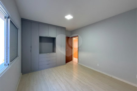 Casa à Venda com 5 Suítes na Vila Giglio em Atibaia/SP