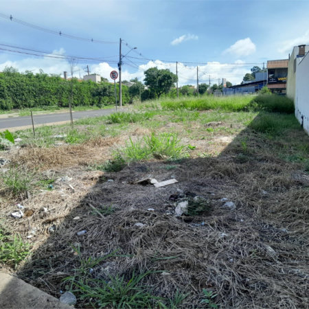 Terreno para venda no Parque dos Flamboyant em São Carlos.