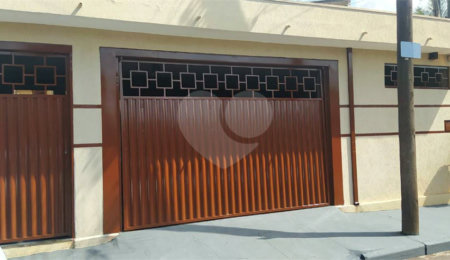 Casa à venda com 2 suítes em Jardim Real, São Carlos, SP