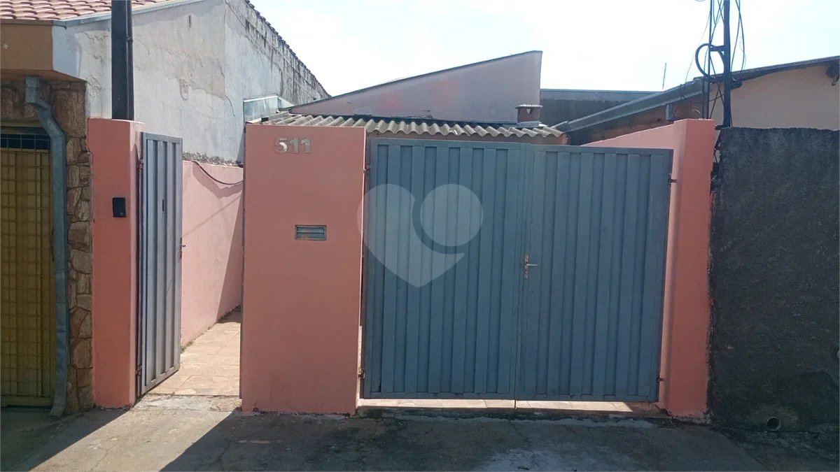CASA A VENDA NO JARDIN JACOBUCI
