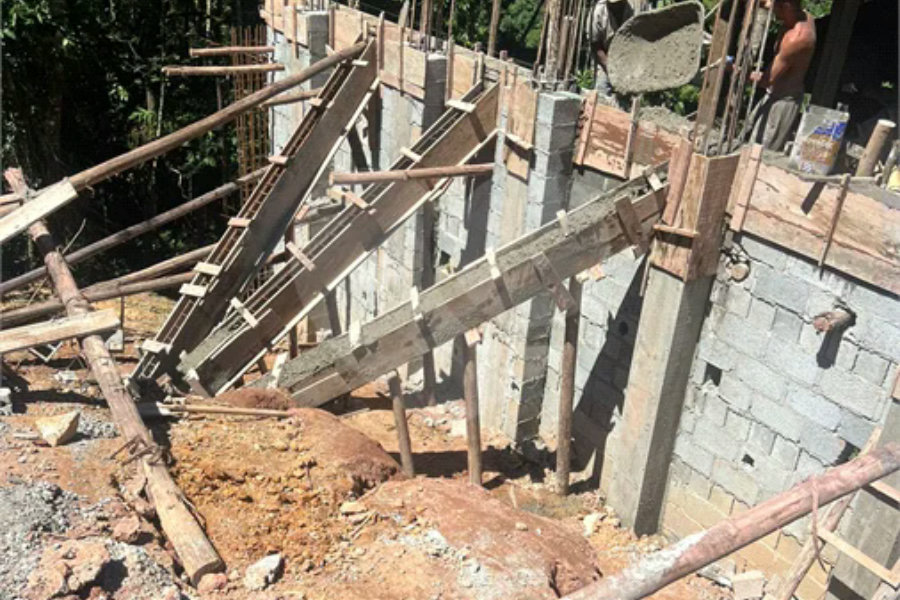 Terreno à venda no condomínio Alpes da Cantareira, Mairiporã - SP