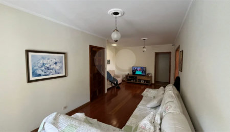 Casa à venda com 3 quartos, sendo 1 suíte,  no Centro, Poços de Caldas, MG