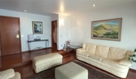 Apartamento à venda com 4 quartos, sendo 2 suítes,  em Mirandópolis, São Paulo, SP