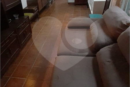 Casa Térrea Ampla com 4 Dormitórios, Suíte e Quintal à Apenas 15 Minutos do Estação Tatuapé.