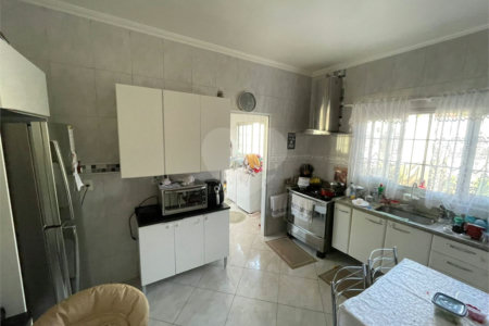 Casa para venda na Vila Carmem