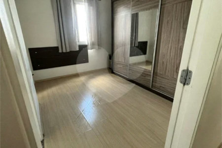 APARTAMENTO de 2 quartos (1 suíte) á venda em Santo André, 75m², 2 garagens fixas e cobertas, é entrar e morar!