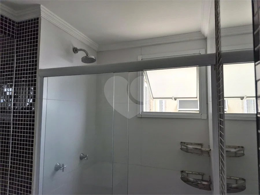 Oportunidade na Vila Leopoldina! Imóvel de 69m2, com 3 dorm., sendo 1 suíte, 2 banheiros, sala, cozinha e 2 vagas. Com ar condicionado em 2 dorm.