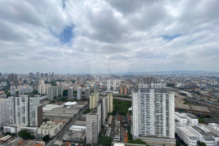 Apartamento com 3 quartos e varanda gourmet próximo do metrô