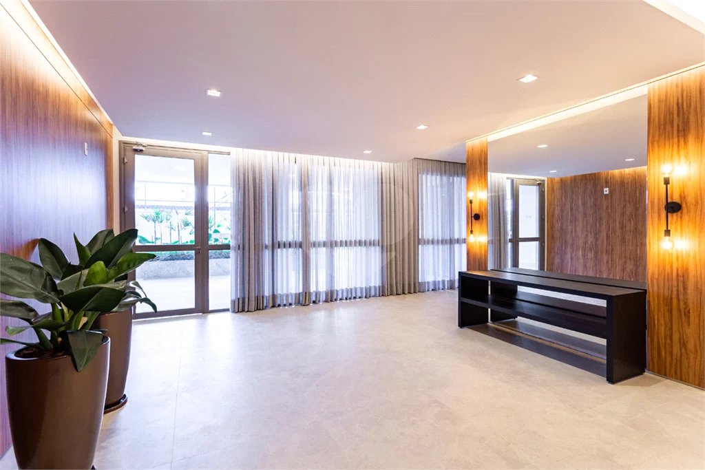 Apartamento à venda, 160m², 4 dormitórios, sendo 3 suítes, 2 vagas de garagem!