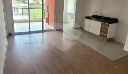 Apartamento à venda com 3 quartos, sendo 1 suíte,  em Jardim Elvira Dias, Poços de Caldas, MG