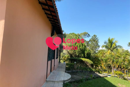 SITIO A VENDA, 33.000,OOM² COM 3 DORMITORIOS 1 SENDO SÚITE, 2 BANHEIROS, BAIRRO BOA VISTA, CAÇAPAVA