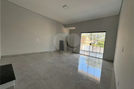 CASA COM PISCINA VENDA JARDIM MUNIQUE