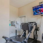 Apartamento no Ipiranga de 68m2 com 2 dorms, 1 suíte, 2 banheiros, 1 vaga. Estuda permuta.