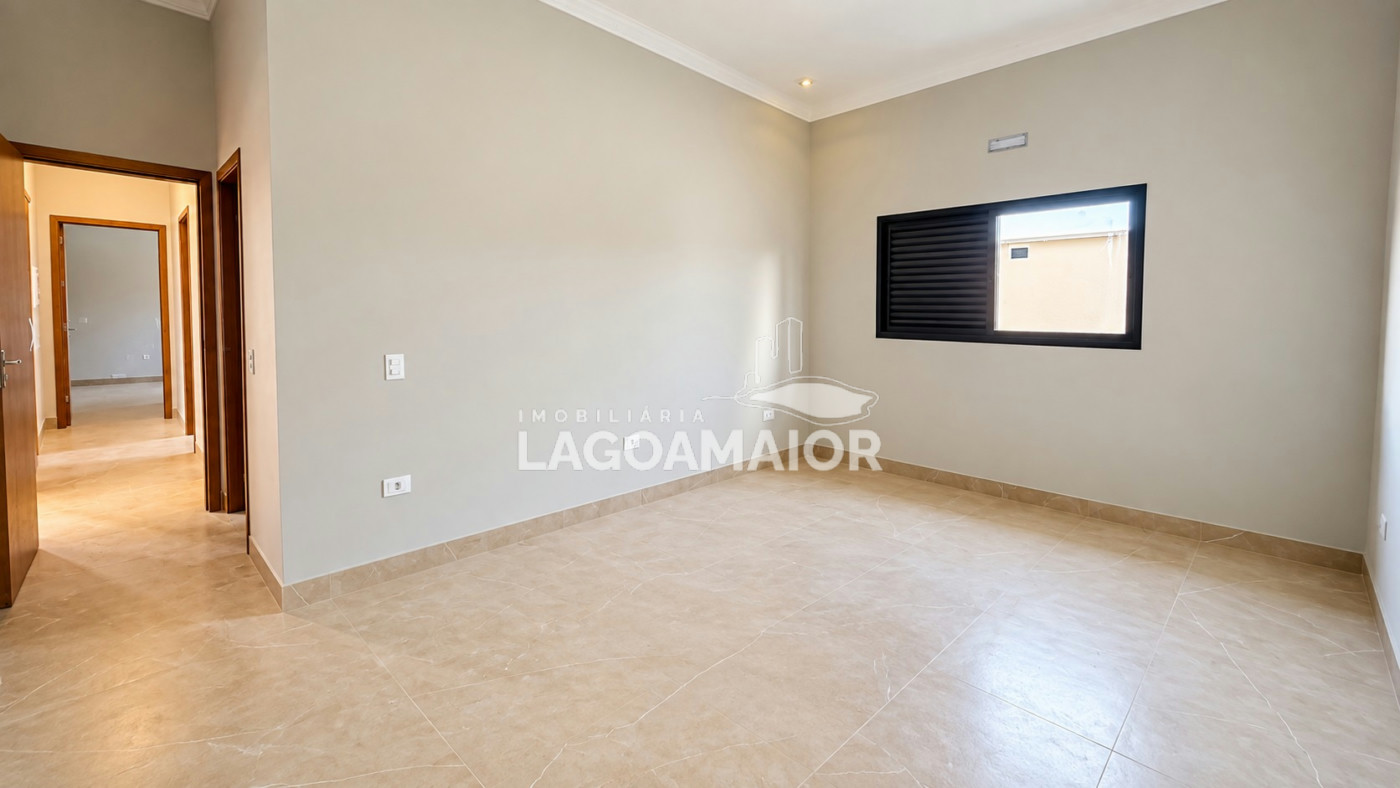 Casa à venda com 3 quartos, sendo 1 suíte, no condomínio Terra Ville, Três Lagoas - MS