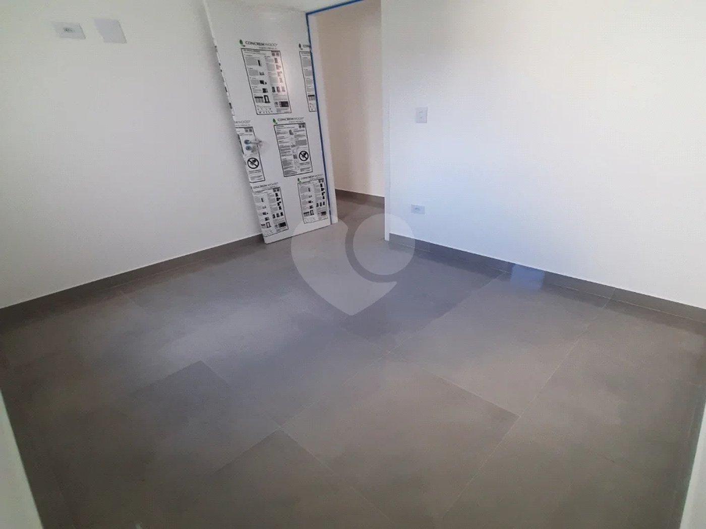 Apartamento com 80m² , 2 dormitórios , sendo 1 suíte , 1 vaga , à venda no bairro Humaitá em Santo André.