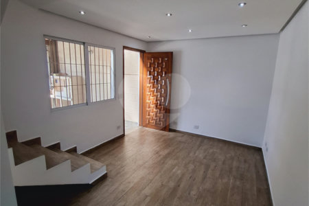Sobrado à venda com 2 quartos em Interlagos, São Paulo, SP