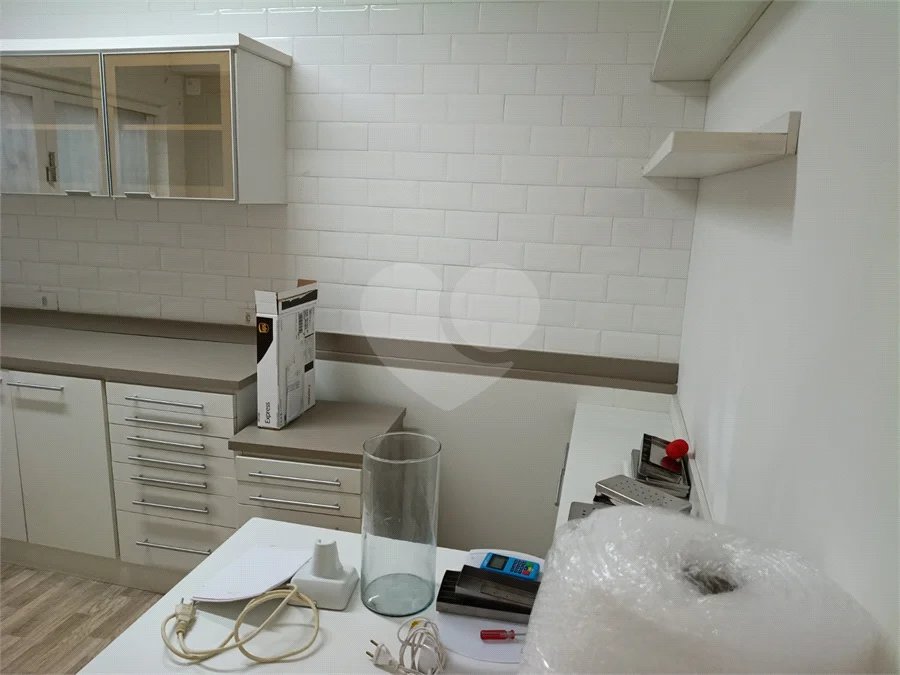 Casa comercial com 7 salas, 2 vagas no Paraiso