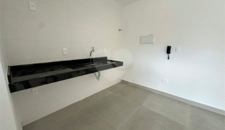 Apartamento à venda com 1 suíte em Ogiva, Cabo Frio, RJ