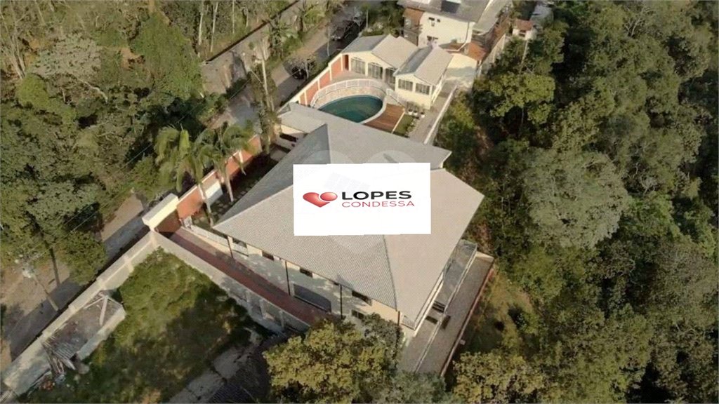 Casa à venda com 3 suítes no condomínio Alpes da Cantareira, Mairiporã - SP