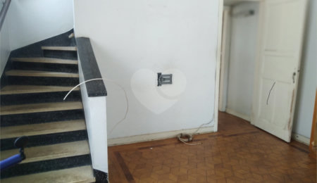 Sobrado à venda com 6 quartos em Santana, São Paulo, SP