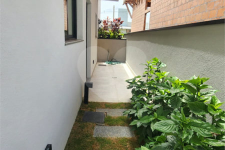 Casa à venda com 3 suítes no condomínio Terras de São Francisco, Vinhedo - SP