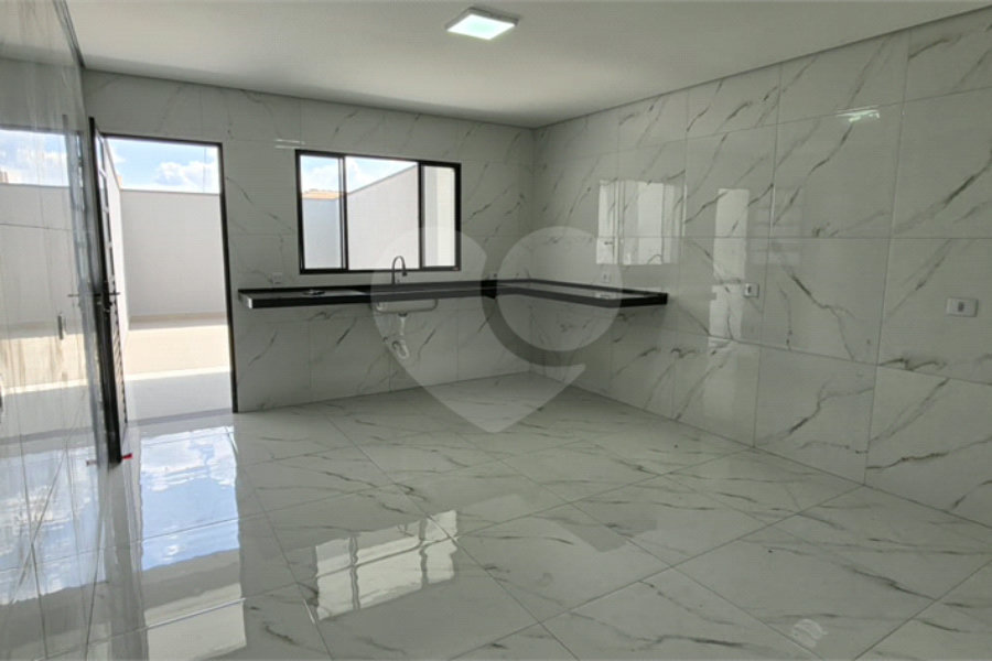 Sobrado à venda com 3 quartos, sendo 1 suíte, em Vila Bonilha, São Paulo, SP