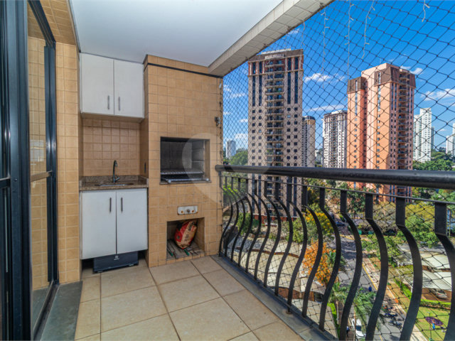Apartamento à venda com 3 suítes em Alto da Boa Vista, São Paulo, SP