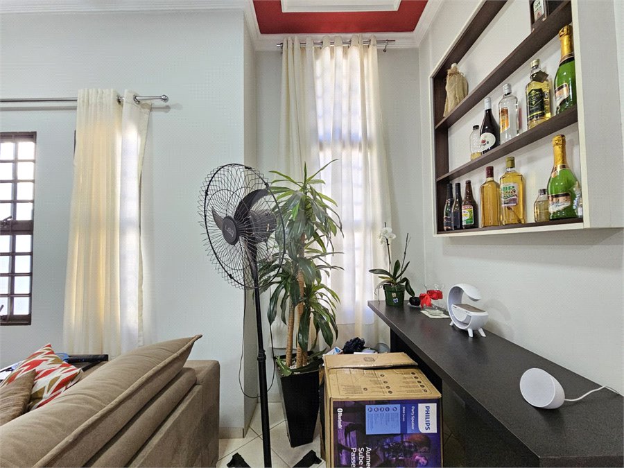 Casa à venda com 3 quartos, sendo 1 suíte,  em Jardim Jóquei Clube, Ribeirão Preto, SP
