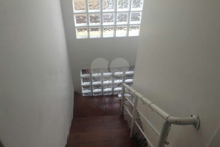 Sobrado à venda com 3 quartos, sendo 1 suíte,  em Vila Mazzei, São Paulo, SP