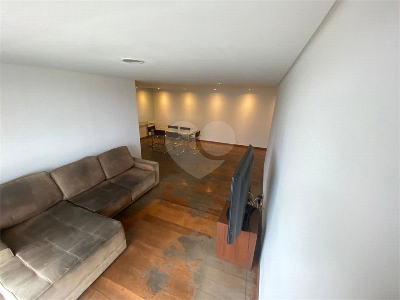 Apartamento à venda com 3 quartos, sendo 1 suíte, em Água Branca, São Paulo, SP