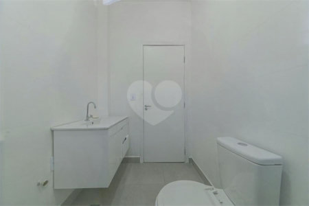 Casa à venda com 2 quartos no condomínio Indiana, São Paulo - SP