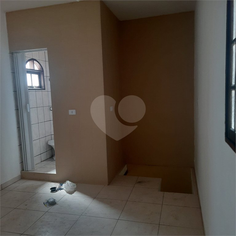 Sobrado à venda com 4 quartos, sendo 2 suítes, em Pedreira, São Paulo, SP