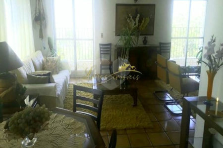 Casa à venda com 4 quartos, sendo 1 suíte, em Rolinópolis, São Paulo, SP
