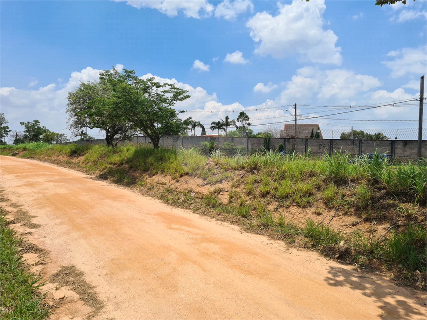 Terreno à venda em Chácaras São Bento, Valinhos, SP