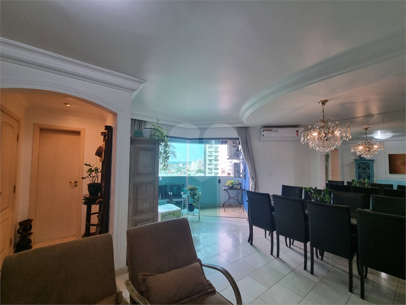 Apartamento à venda com 3 suítes no Centro, Sorocaba, SP