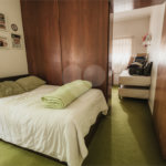 Casa à venda com 5 quartos, sendo 1 suíte, em Vila Rosália, Guarulhos, SP