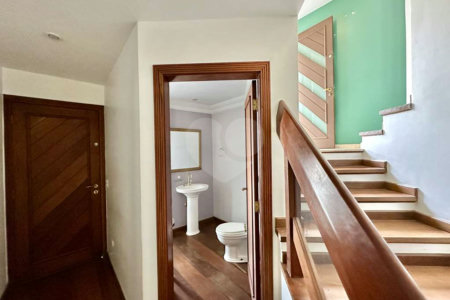 Casa à venda com 4 quartos, sendo 2 suítes,  no condomínio São Paulo Ii, Cotia - SP
