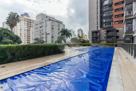 Apartamento à venda com 3 quartos, sendo 2 suítes, em Pinheiros, São Paulo, SP