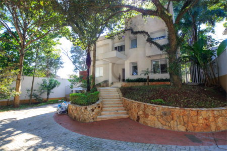 Casa à venda com 4 suítes no condomínio Vila Alba, São Paulo - SP