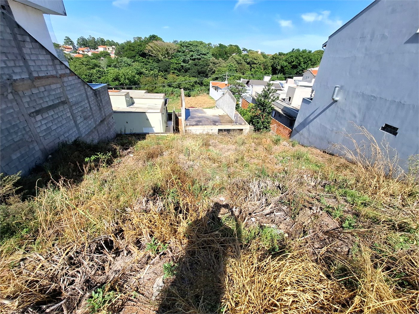 Terreno à venda no condomínio Residencial Quinta das Videiras, Louveira - SP